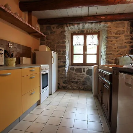 בית נופש Location Authentique Avec Cheminee Et Toit De Chaume, Proche Nature Et Activites A St-front - Fr-1-582-291 *